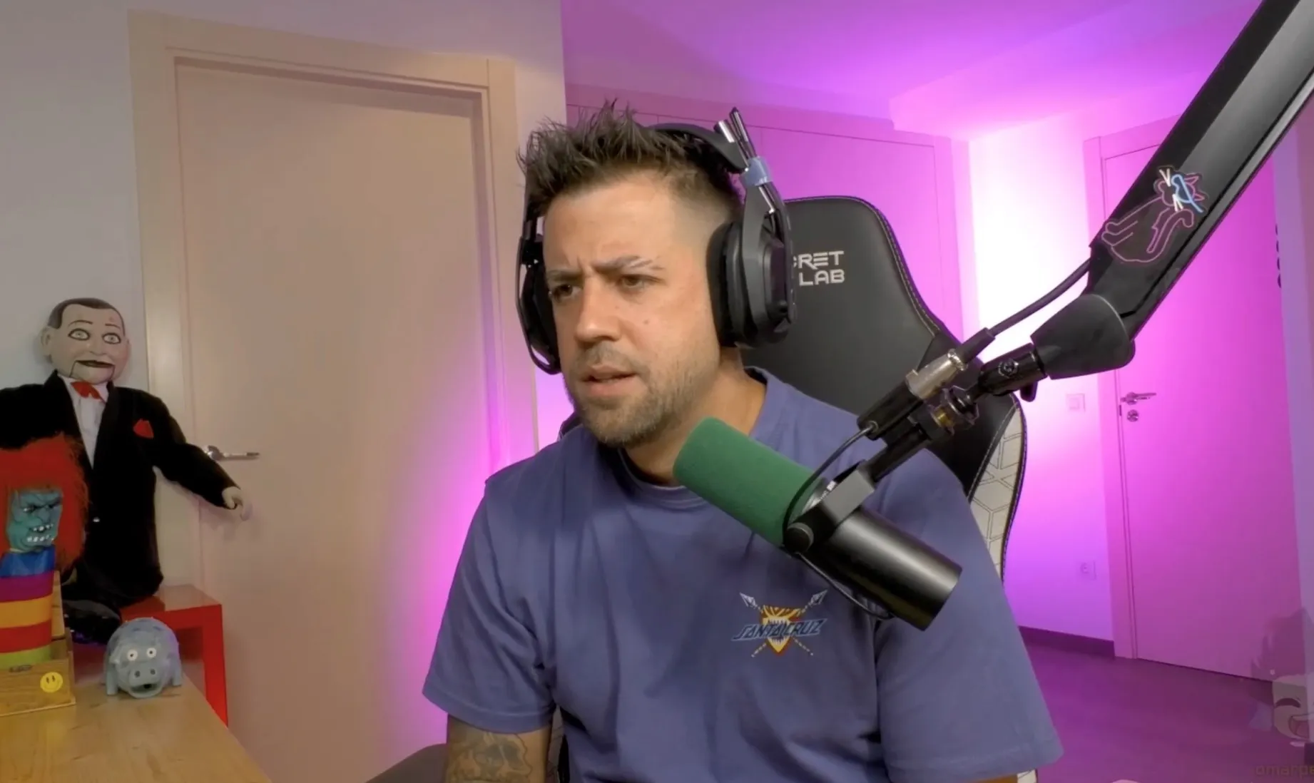 Auronplay en su setup provisional