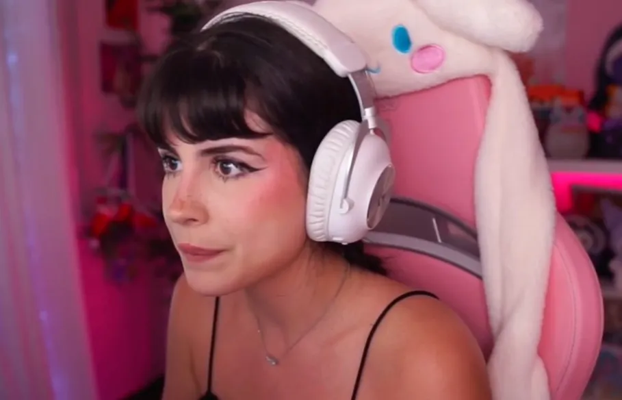 Abby contra las mujeres que exigen regalos caros de sus parejas Abby contra una de las fantasías tóxicas de TikTok