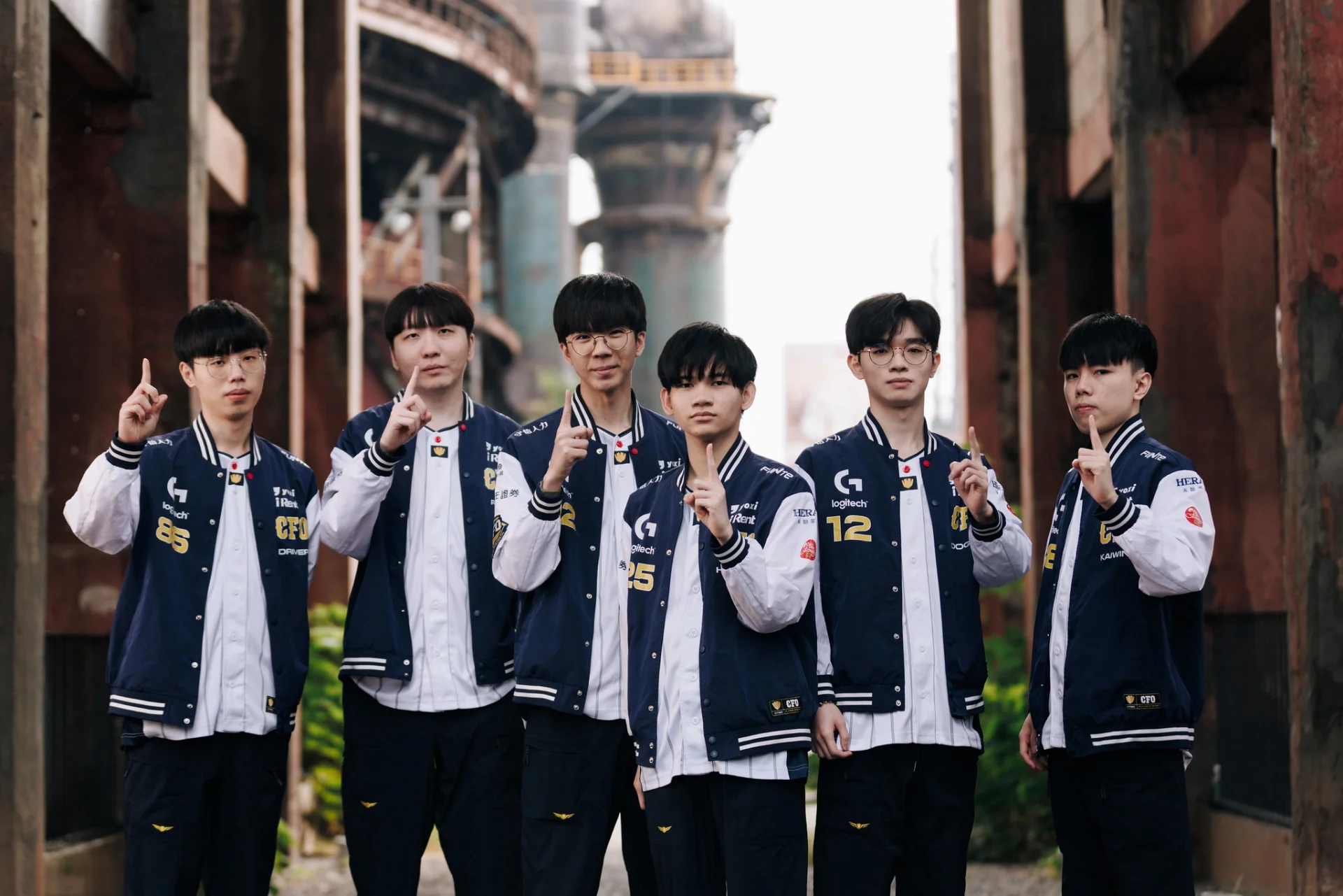 Paliza de CFO a Fnatic en Worlds 2025