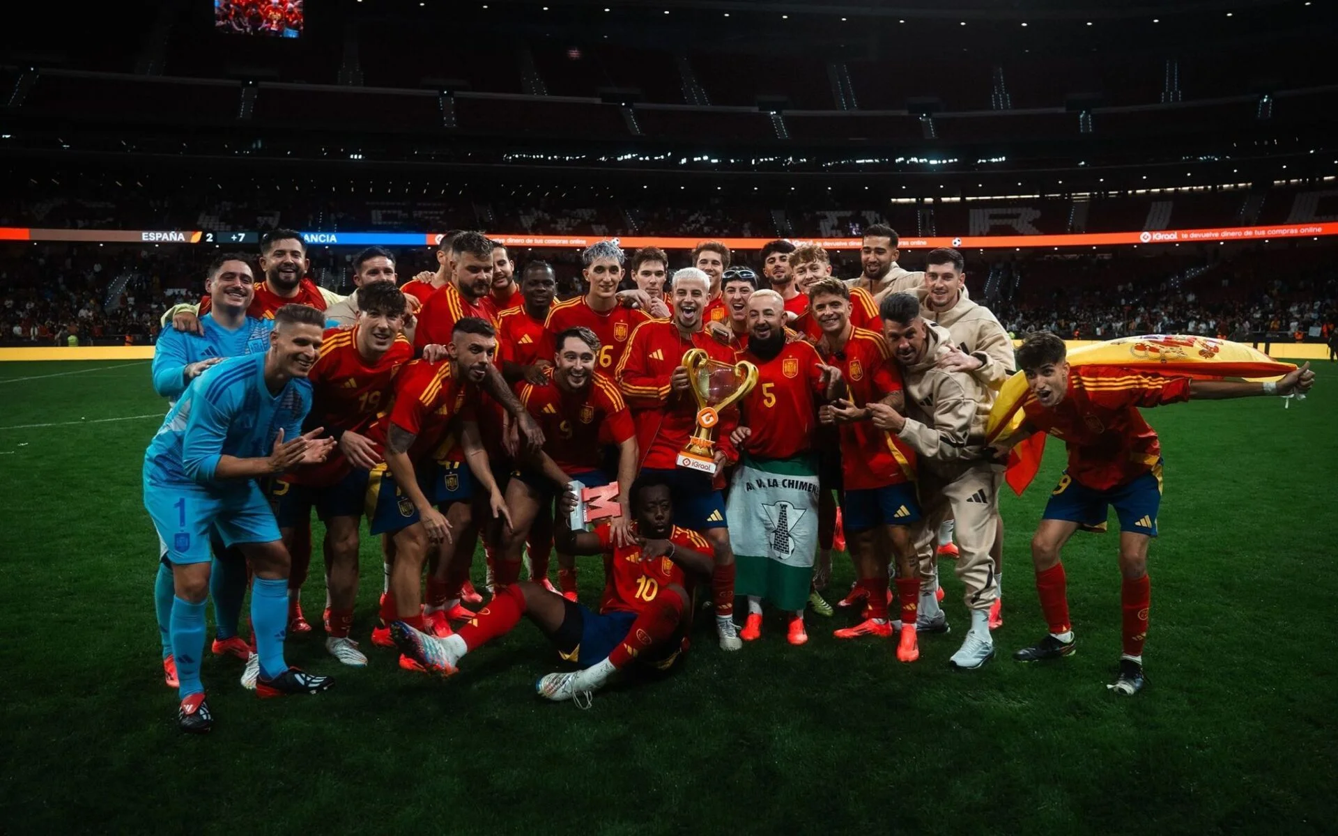 España venció en el partidazo de youtubers 5 España venció en el partidazo de youtubers 5