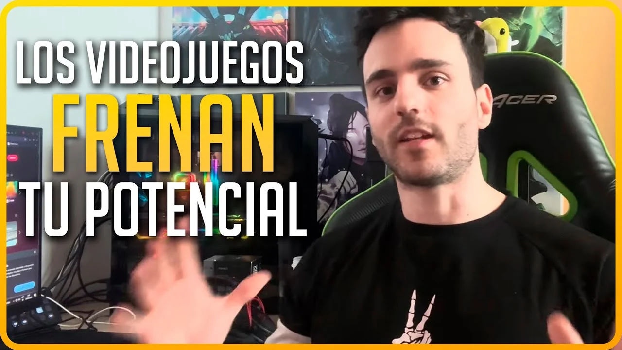 MakinaYT y una miniatura sobre los videojuegos MakinaYT y una miniatura sobre los videojuegos