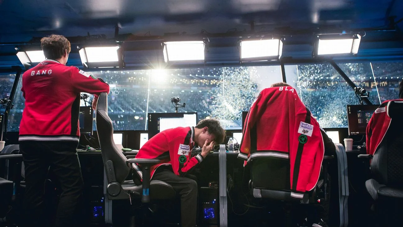 El jugador de SK Telecom T1, llorando en los Worlds 2017