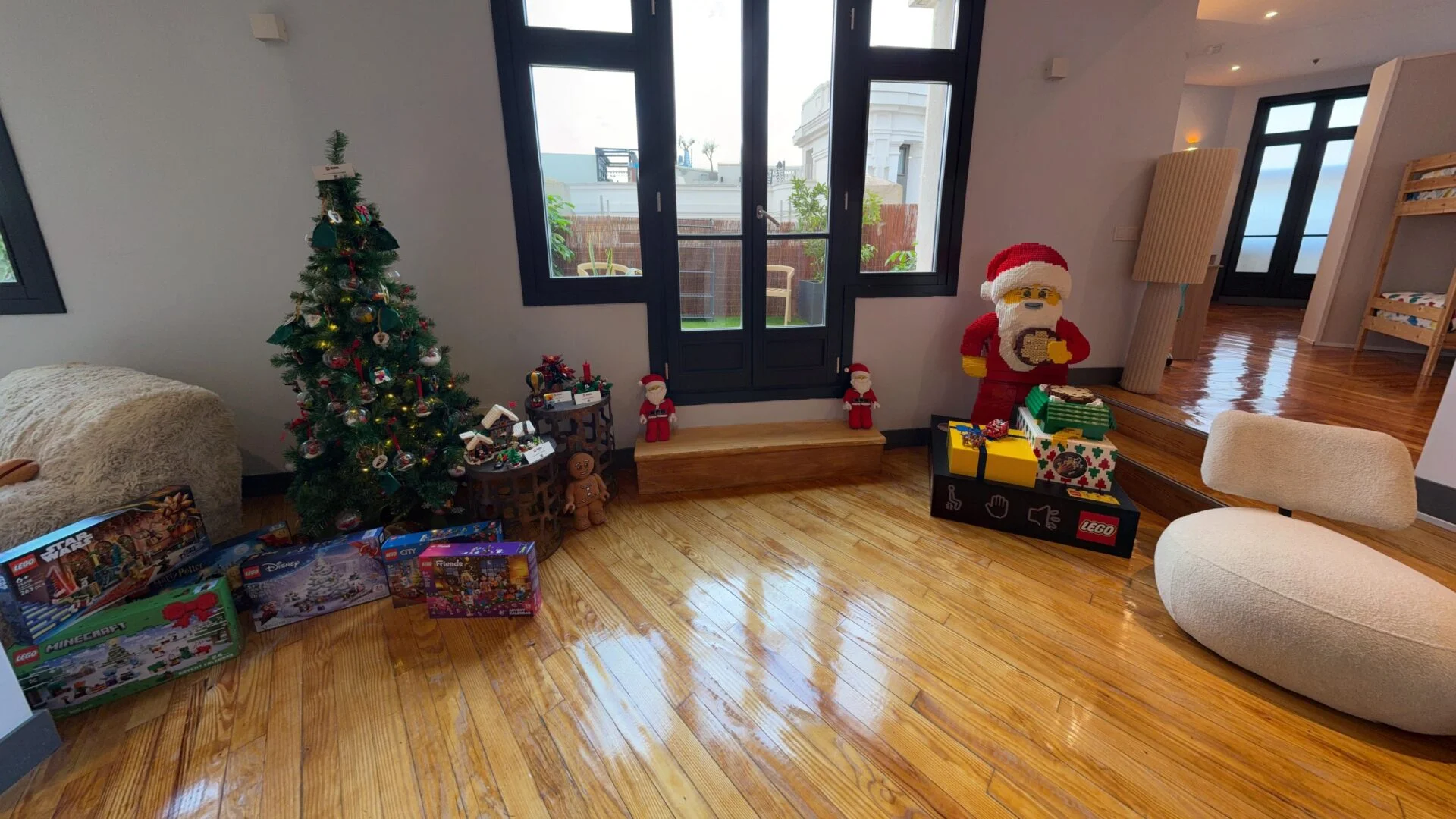 lego xmas showroom LEGO Xmas Showroom 2025