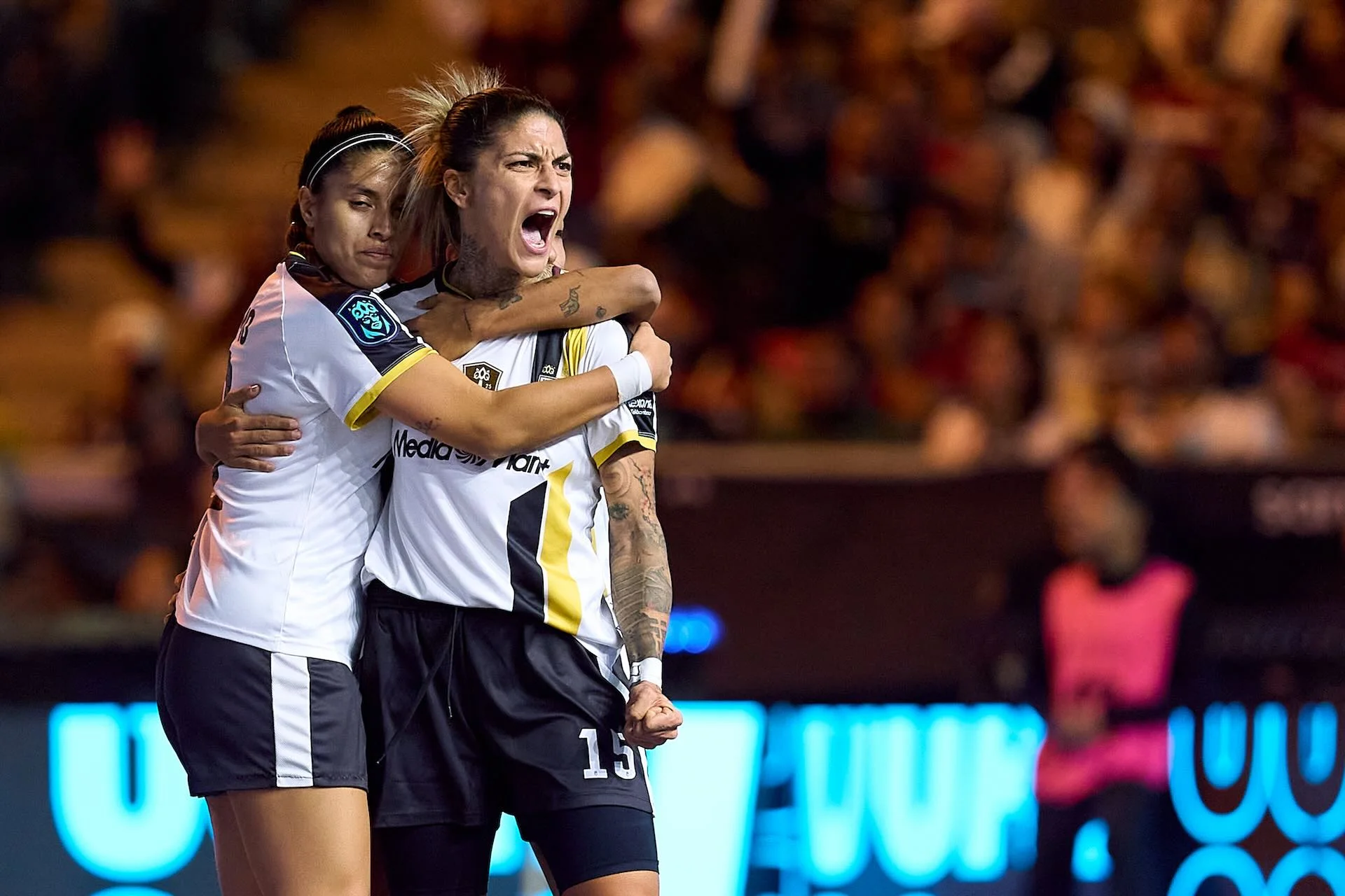 PIO - Persas, final de la Queens Cup