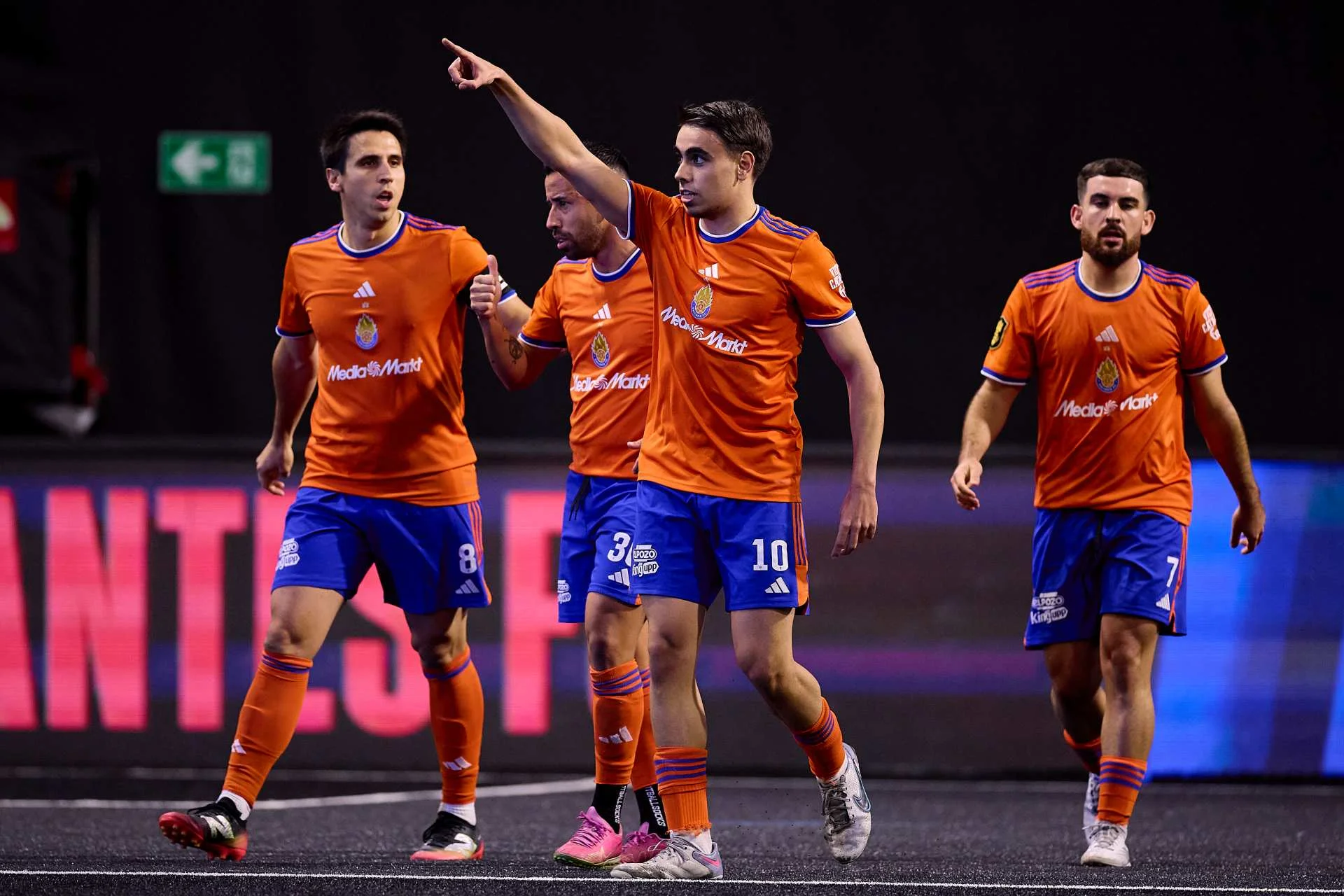 Saiyans celebra un gol en la Kings Cup