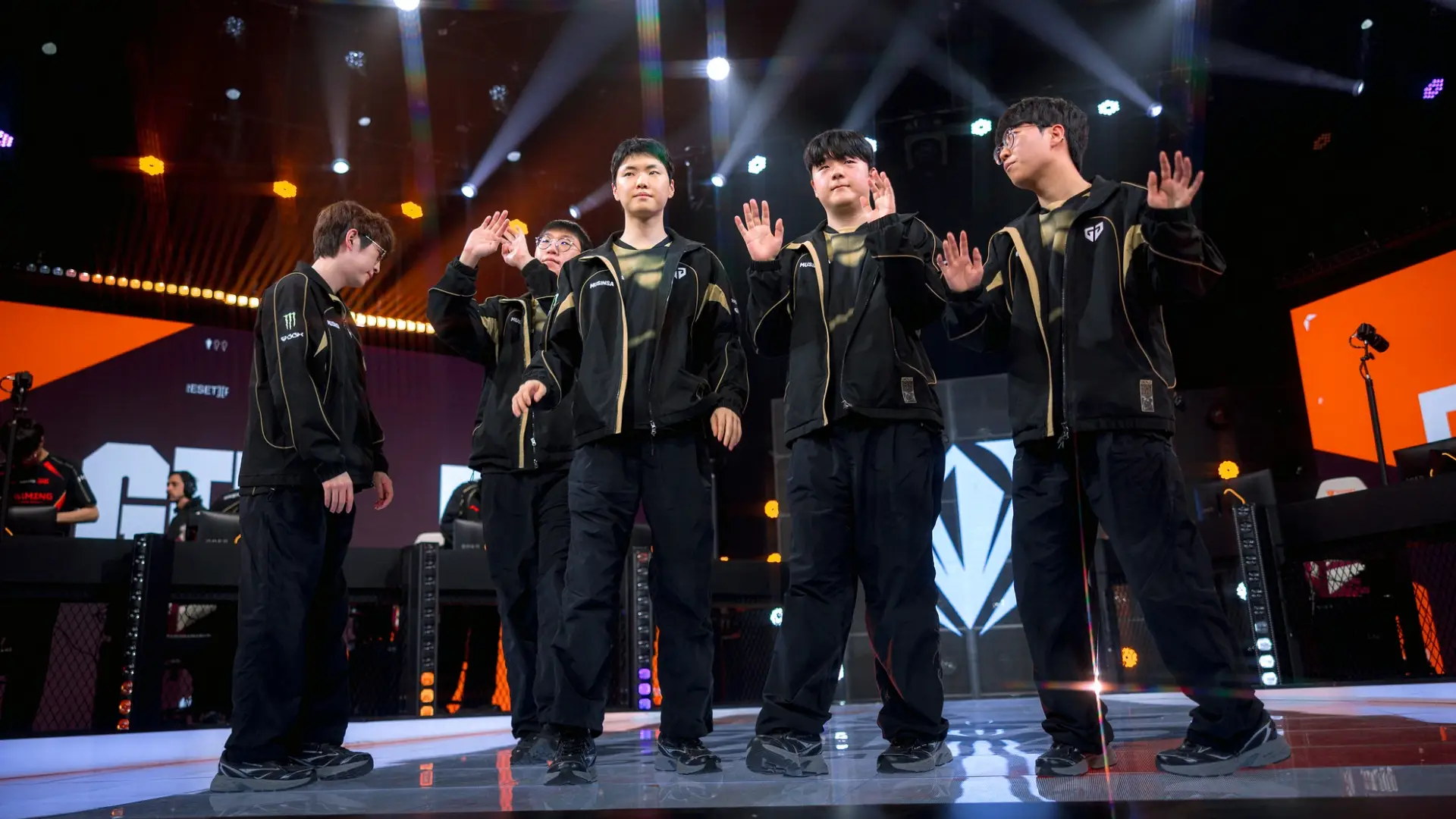 El mejor G2 Esports destroza a FEARX: clasificados a playoffs del First Stand 2026 Gen.G será el rival de G2 Esports en playoffs del First Stand 2026.