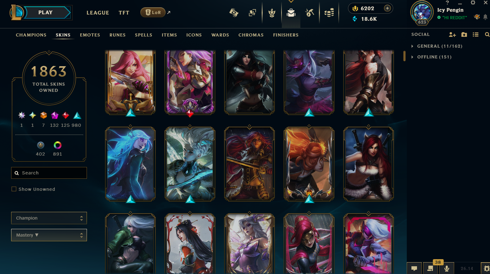 El jugador que tiene todas las skins de LoL y no quiere usarlas en League of Legends Classic El jugador que no usará ninguna de sus 1863 skins en League of Legends Classic.