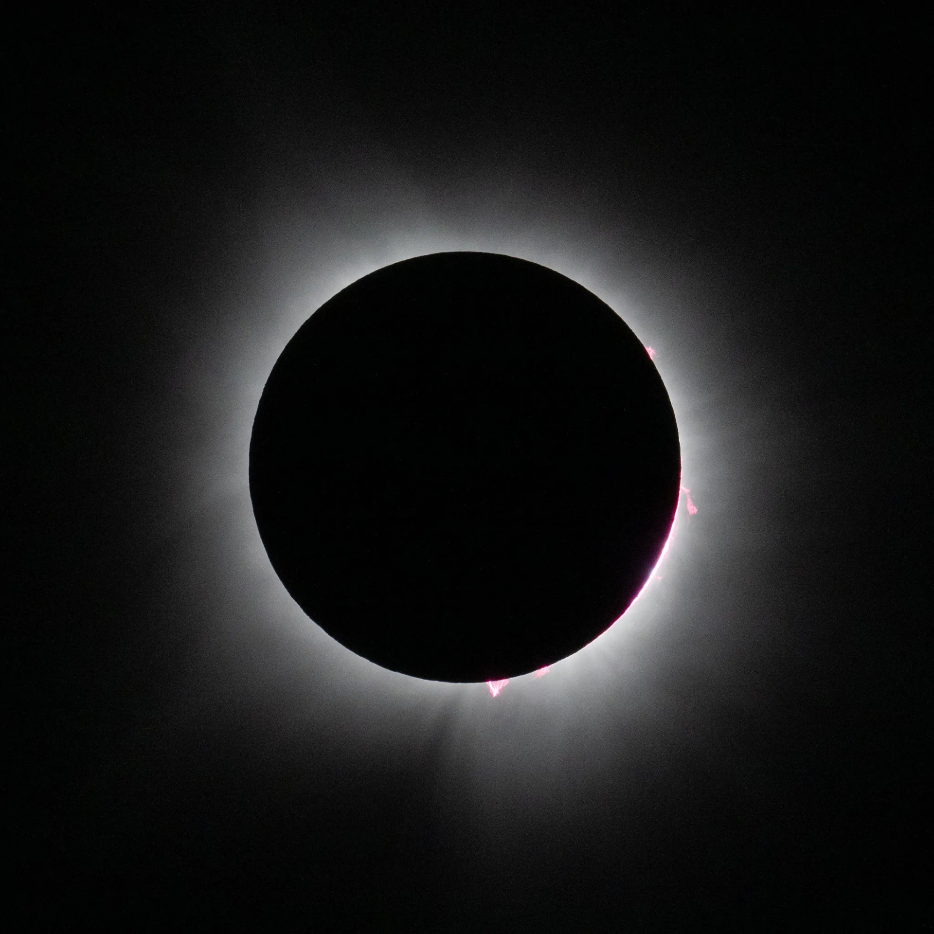 Cómo ver el eclipse solar en Twitch y YouTube: horario del 12 de agosto en España Cómo ver el eclipse solar en Twitch y YouTube: horario del 12 de agosto en España