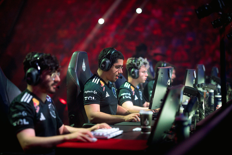 Equipo de FURIA en Worlds 2026: plantilla, rendimiento y objetivos FURIA durante las finales de la CBLOL de verano.