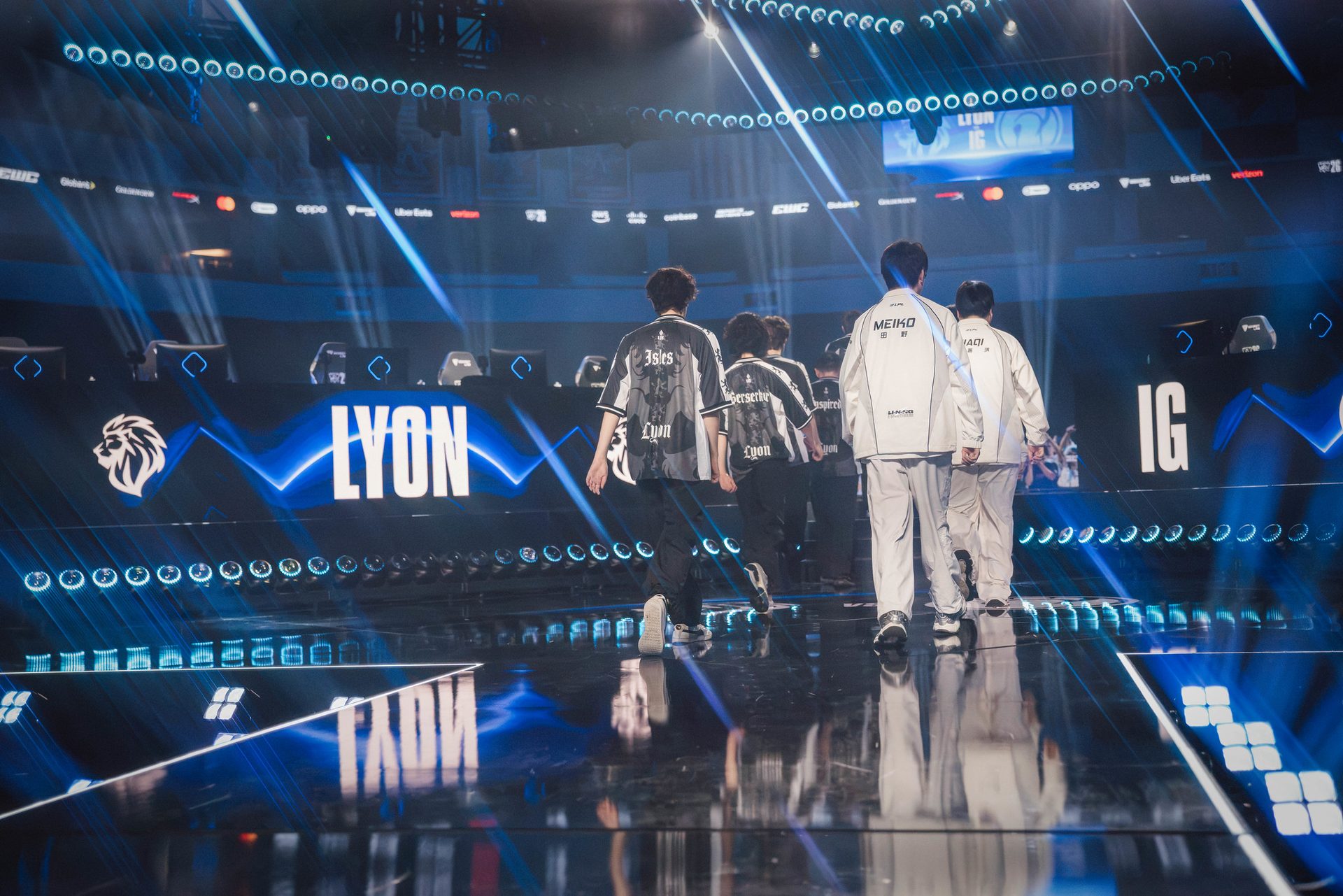 Invictus Gaming puede con LYON y es equipo de playoffs en Worlds 2026 Invictus Gaming vs LYON en Worlds 26'.